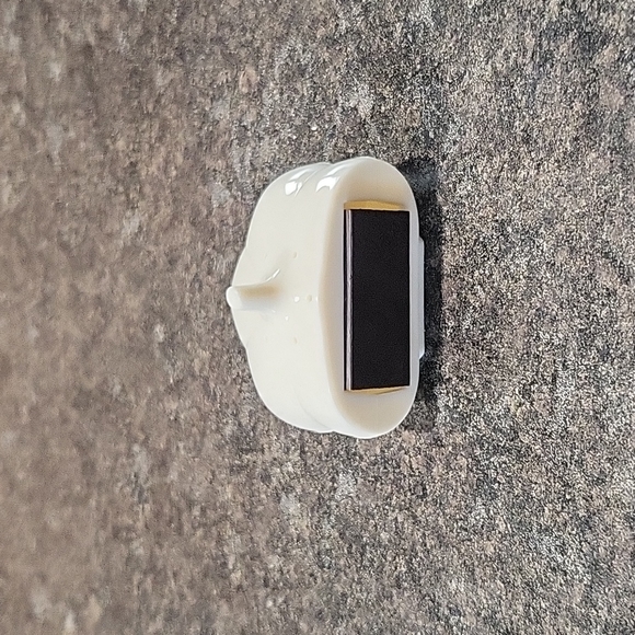 FREE Add on With any Purchase Garlic Magnet - Picture 2 of 2